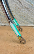 Load image into Gallery viewer, 55cm Cicli Boschetti Columbus Multishape frame - 1990 model