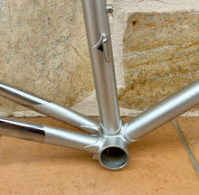 Load image into Gallery viewer, 57cm Cinelli SC Supercorsa Frameset 2018 model