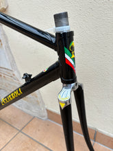 Load image into Gallery viewer, Pelizzoli MultiShape Time Trial Crono Frameset