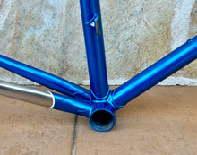 Load image into Gallery viewer, 54cm Pinarello Treviso Frameset - New paint