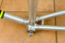 Load image into Gallery viewer, 57cm Alan Super Record Frameset 1980s