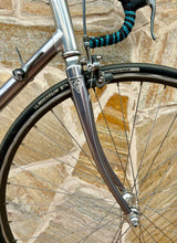 Load image into Gallery viewer, 57cm Sakae Ringyo Litage Road Racing Bike