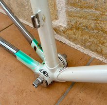 Load image into Gallery viewer, 55cm Cicli Boschetti Columbus Multishape frame - 1990 model