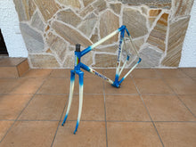 Load image into Gallery viewer, 52cm Benotto Vintage Road Race Frameset