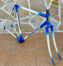 Load image into Gallery viewer, 52cm Benotto Vintage Road Race Frameset