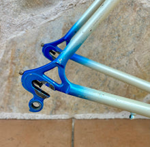 Load image into Gallery viewer, 52cm Benotto Vintage Road Race Frameset