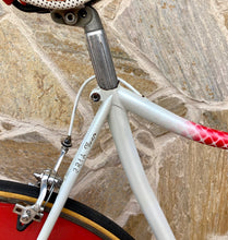 Load image into Gallery viewer, 55cm Cinelli Caramanti by Vetta Lo Pro Pursuit Bike