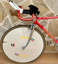 Load image into Gallery viewer, 55cm Cinelli Caramanti by Vetta Lo Pro Pursuit Bike