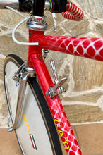 Load image into Gallery viewer, 55cm Cinelli Caramanti by Vetta Lo Pro Pursuit Bike