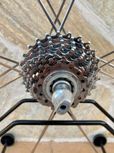 Load image into Gallery viewer, Rolf Vector Pro Wheelset 700c