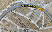 Load image into Gallery viewer, Rolf Vector Pro Wheelset 700c