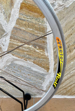 Load image into Gallery viewer, Rolf Vector Pro Wheelset 700c