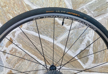 Load image into Gallery viewer, Campagnolo Neutron Asymmetrical Wheelset For Clincher 700c