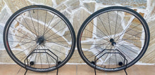 Load image into Gallery viewer, Campagnolo Neutron Asymmetrical Wheelset For Clincher 700c