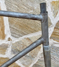 Load image into Gallery viewer, NOS 60,5cm Cicli Boschetti Vintage Steel Road Bike Frame - 1970s