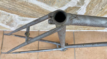 Load image into Gallery viewer, NOS 60,5cm Cicli Boschetti Vintage Steel Road Bike Frame - 1970s