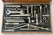 Load image into Gallery viewer, Campagnolo Mechanics Wooden Master Tool Box #3380