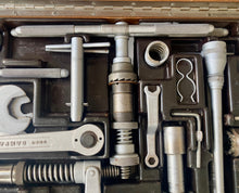 Load image into Gallery viewer, Campagnolo Mechanics Wooden Master Tool Box #3380