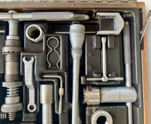 Load image into Gallery viewer, Campagnolo Mechanics Wooden Master Tool Box #3380