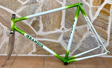 Load image into Gallery viewer, 58cm Grandis Vintage Crono Lo Pro Pursuit Frame