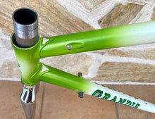 Load image into Gallery viewer, 58cm Grandis Vintage Crono Lo Pro Pursuit Frame