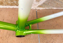 Load image into Gallery viewer, 58cm Grandis Vintage Crono Lo Pro Pursuit Frame