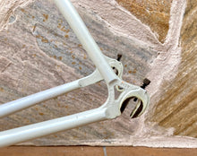 Load image into Gallery viewer, 58cm Grandis Vintage Crono Lo Pro Pursuit Frame