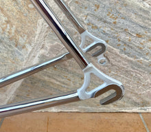 Load image into Gallery viewer, 58cm Paletti Reparto Corse NOS frameset