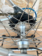 Load image into Gallery viewer, Alan Tourist Lady Vintage Road Bike