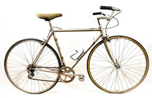 Load image into Gallery viewer, Vintage road race bike Chesini Precision - 1970s