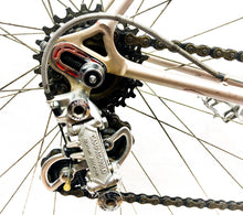 Load image into Gallery viewer, Vintage road race bike Chesini Precision - 1970s