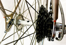 Load image into Gallery viewer, Vintage road race bike Chesini Precision - 1970s