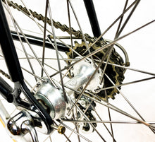 Load image into Gallery viewer, 54cm Pep Magni Road Race Bike