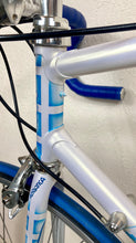 Load image into Gallery viewer, 55cm Adriatica TSX Cinelli Vintage Road Race Bike