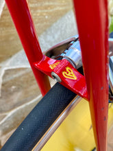 Load image into Gallery viewer, 58cm Cinelli Vetta Vintage Crono Lo Pro Pursuit Bike