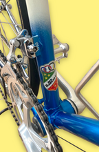 Load image into Gallery viewer, Pinarello TT Vintage Lo Pro Crono Bike
