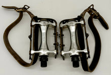 Load image into Gallery viewer, Mavic 640 SSC Pedals with Alfredo Binda Straps
