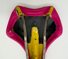 Load image into Gallery viewer, Boschetti pantographed Giorgio Siligardi Saddle - Purple
