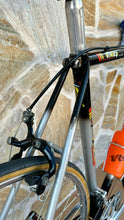 Load image into Gallery viewer, Viner New Design Road Race Bike 1980s
