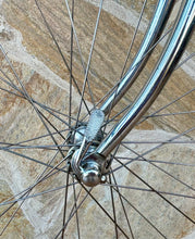 Load image into Gallery viewer, Viner New Design Road Race Bike 1980s
