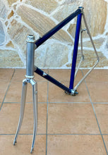 Load image into Gallery viewer, 57cm Vitus 979 Dural Frameset - Mavic bb, Stronglight hs

