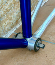 Load image into Gallery viewer, 57cm Vitus 979 Dural Frameset - Mavic bb, Stronglight hs
