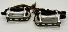 Load image into Gallery viewer, Mavic 640 SSC Pedals with Alfredo Binda Straps
