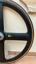 Load image into Gallery viewer, Corima HR 4 Spoke Carbon 650c Rear Wheel
