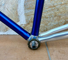 Load image into Gallery viewer, 57cm Vitus 979 Dural Frameset - Mavic bb, Stronglight hs
