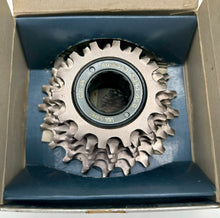 Load image into Gallery viewer, NOS Shimano Dura Ace MF-7400 Freewheel 6 speed
