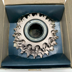 NOS Shimano Dura Ace MF-7400 Freewheel 6 speed