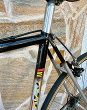 Load image into Gallery viewer, Viner New Design Road Race Bike 1980s
