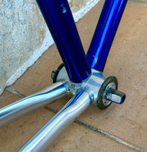 Load image into Gallery viewer, 57cm Vitus 979 Dural Frameset - Mavic bb, Stronglight hs
