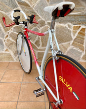 Load image into Gallery viewer, 55cm Cinelli Caramanti by Vetta Lo Pro Pursuit Bike
